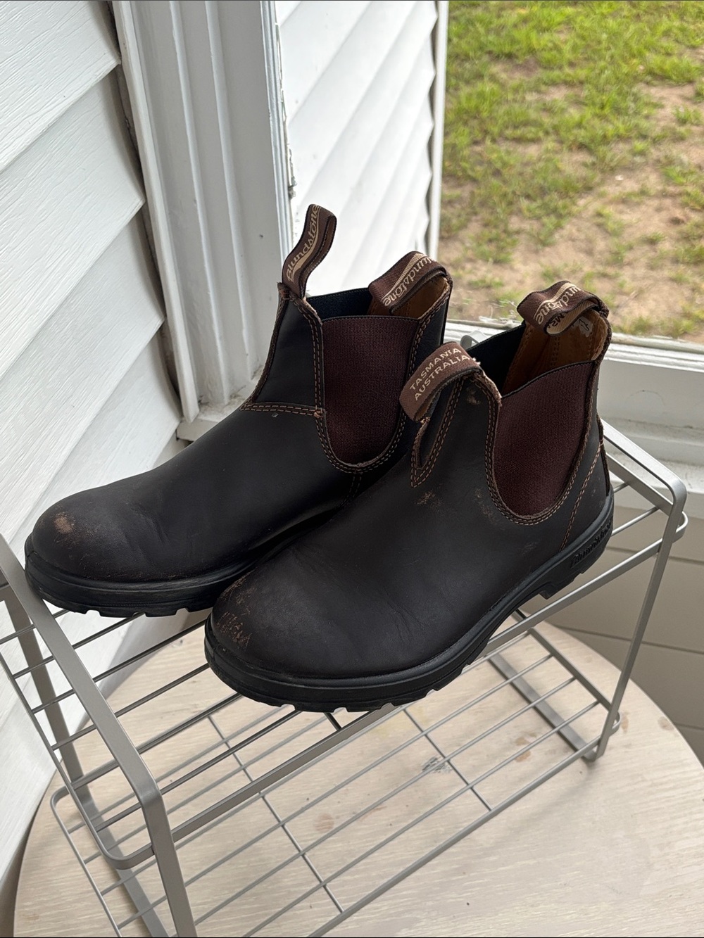 Blundstone Chelsea Ankle Boots in Dark Brown